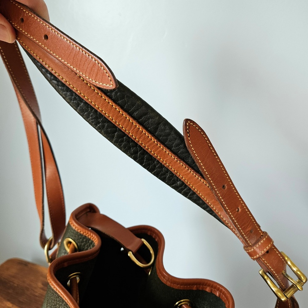 Dooney & Bourke Vintage 90s All Weather Leather Bucket Bag Green Tan Drawstring - Picture 11 of 11